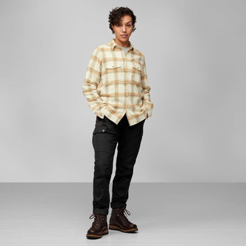 Fjällräven W Övik Heavy Flannel Shirt Fog Chalk White