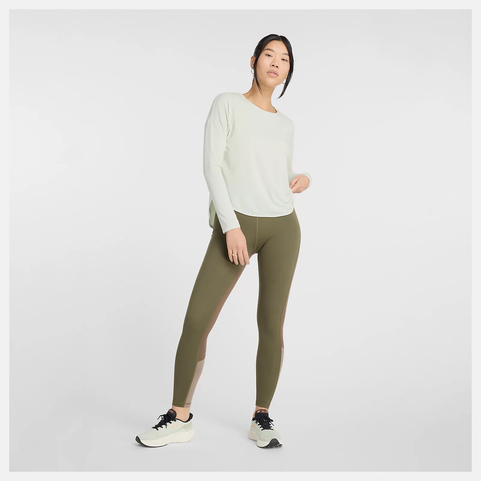 New Balance W Drapey Long Sleeve T-Shirt Natural Mint